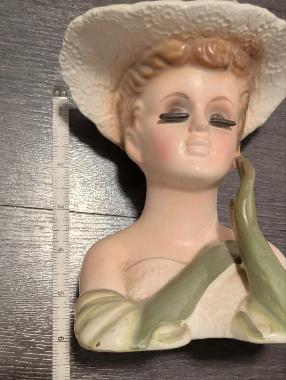 Lefton collectible lady